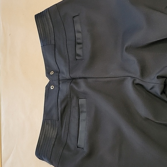 Cache Size 8 Black Dress Pants / Trousers. Excellent Used Condition - Picture 15 of 16